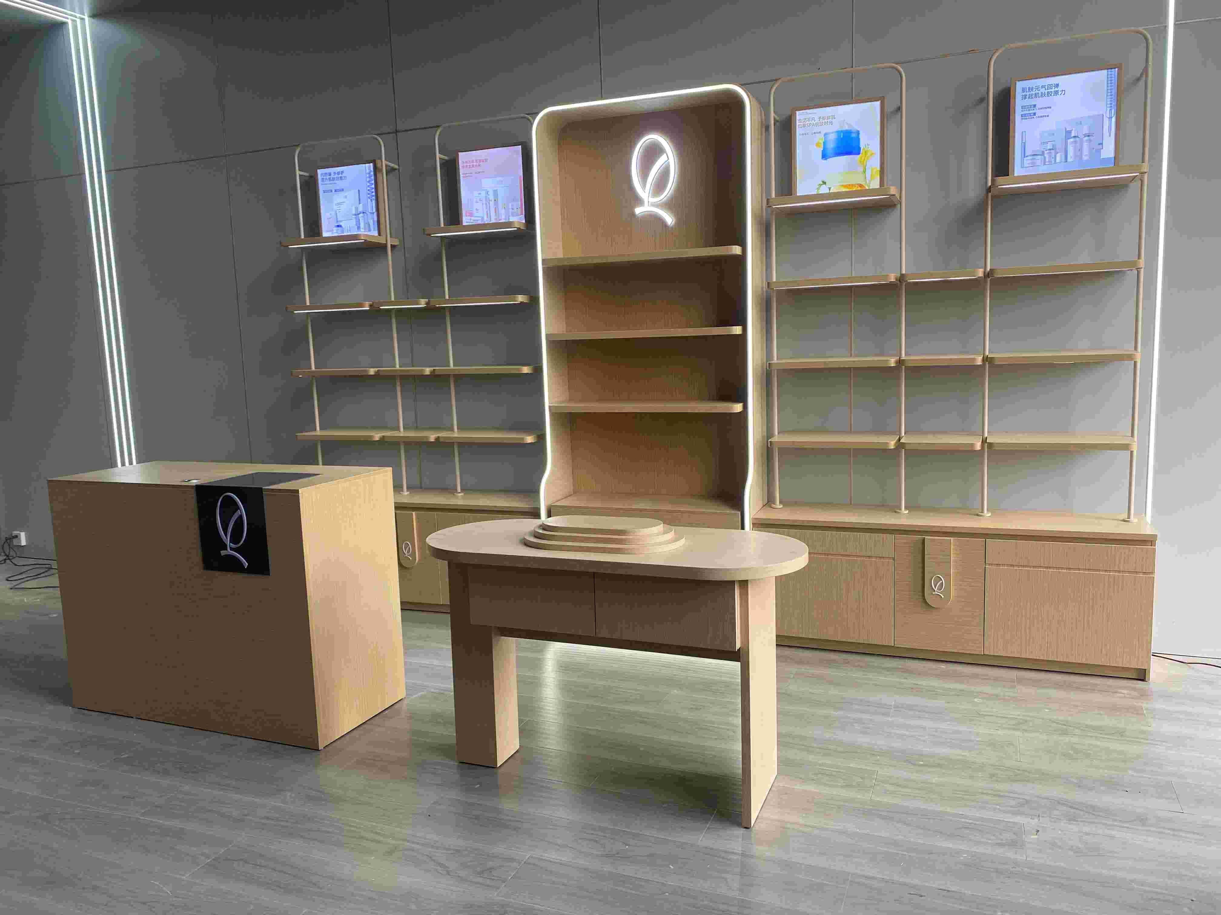 栖花里旗舰店展柜3.0版